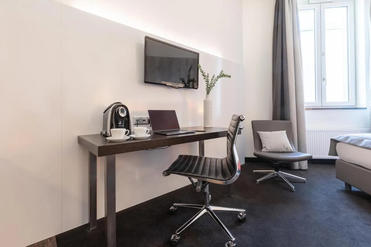 Select Hotel Berlin The Wall - Apartments 4*,  Germany