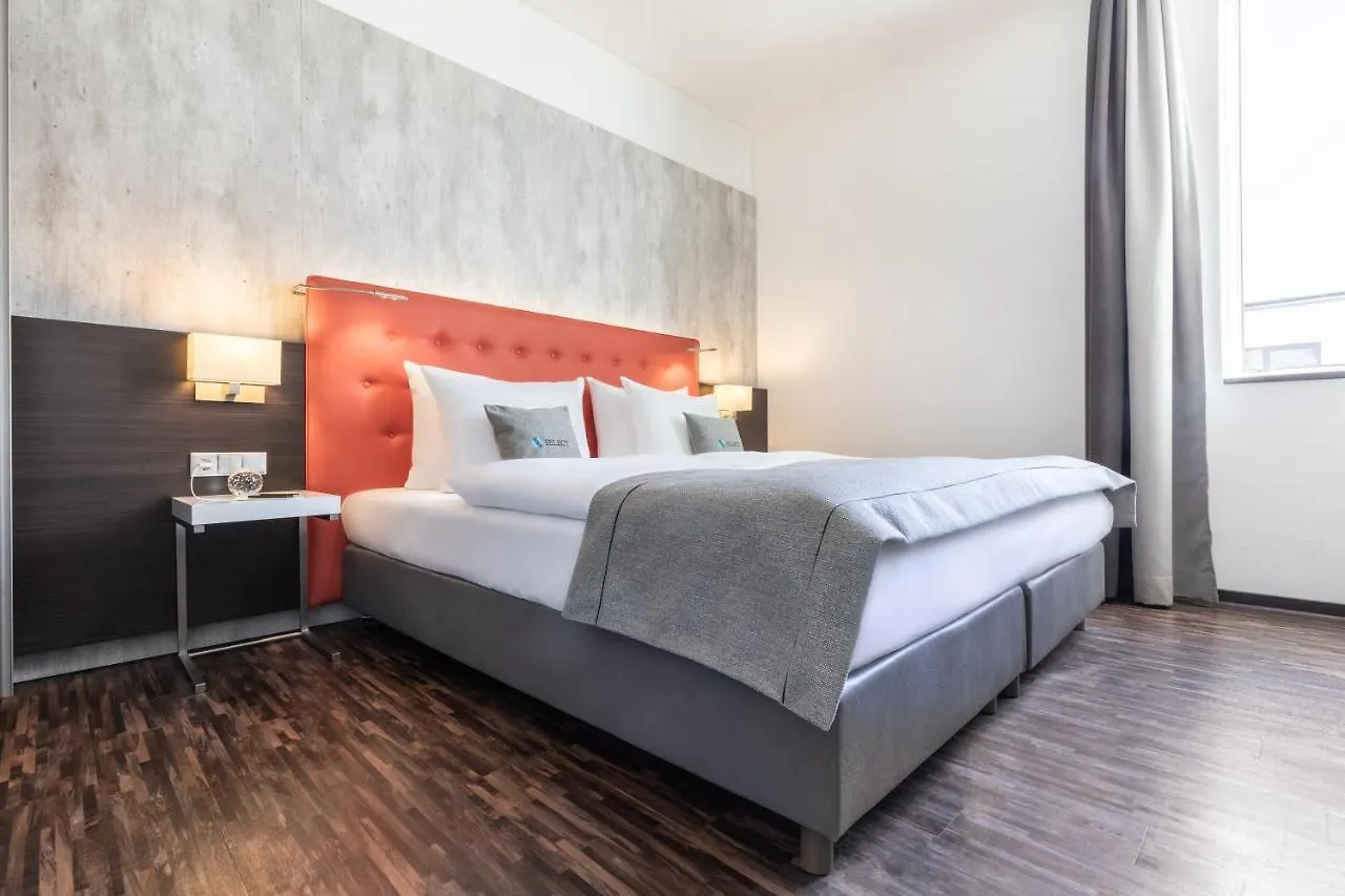 Select Hotel Berlin The Wall - Apartments location